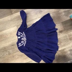 LOT OF THREE dresses old navy size 4,5